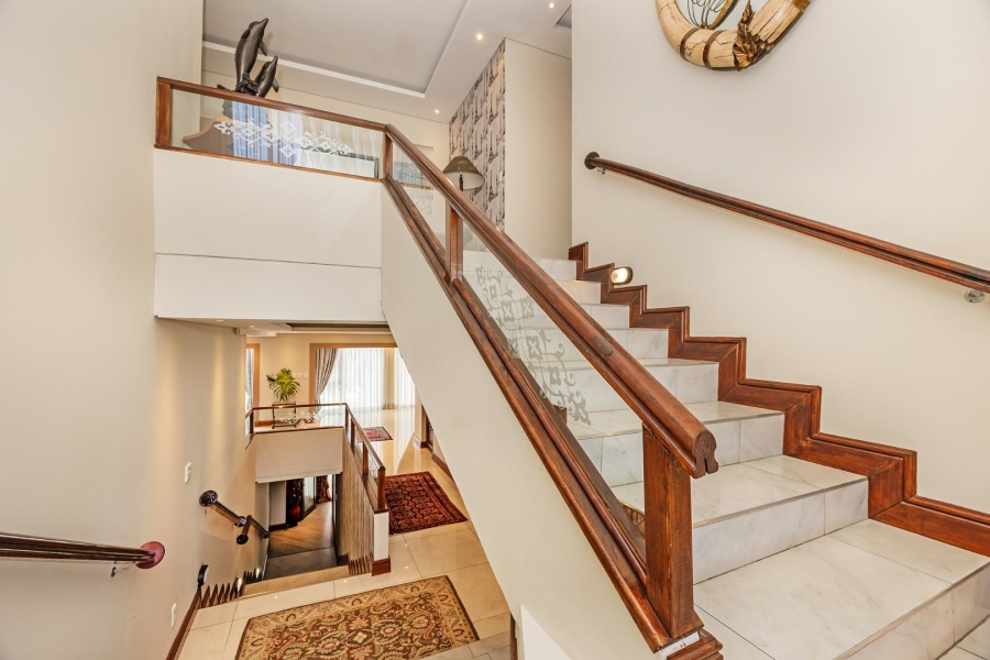 8 Bedroom Property for Sale in Baronetcy Estate Western Cape